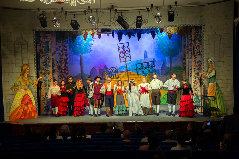 Пушкинский театр собирается напомнить зрителям об испанских страстях